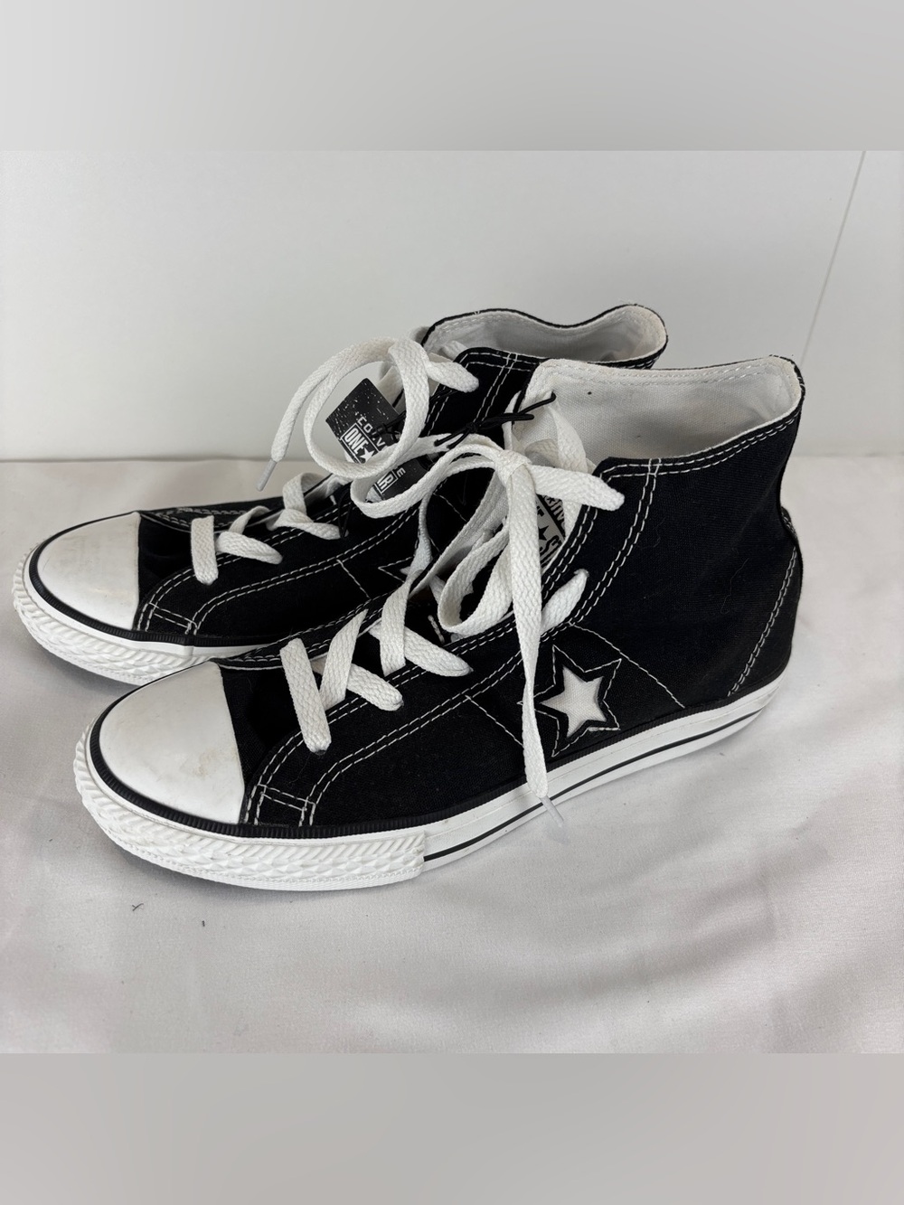 NWT Converse One Star High-Top Sneakers Black White Canvas sz 4 Junior Classic